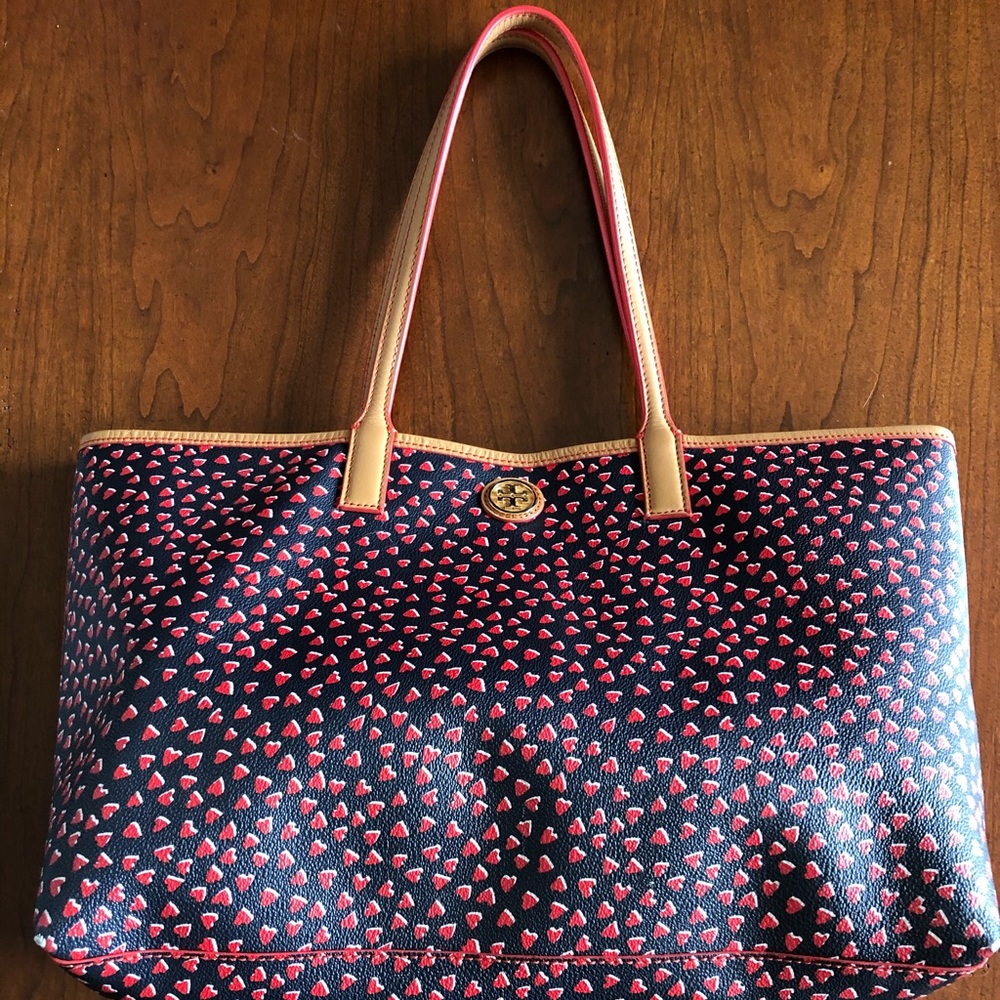 Authentic Tory Burch Heart Leather Tote